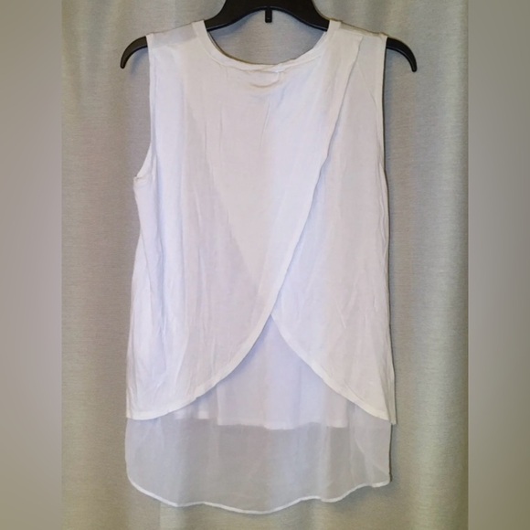 Kenneth Cole White Sheer Insert Drape Back Tank Size Large GUC - Picture 2 of 6